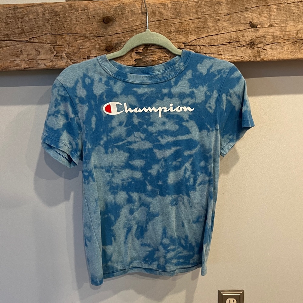 Champion Tee
